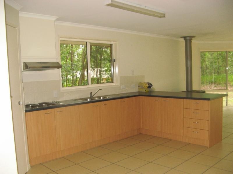 Dulong QLD 4560
