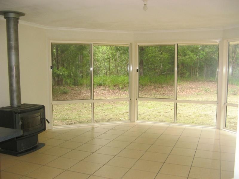 Dulong QLD 4560