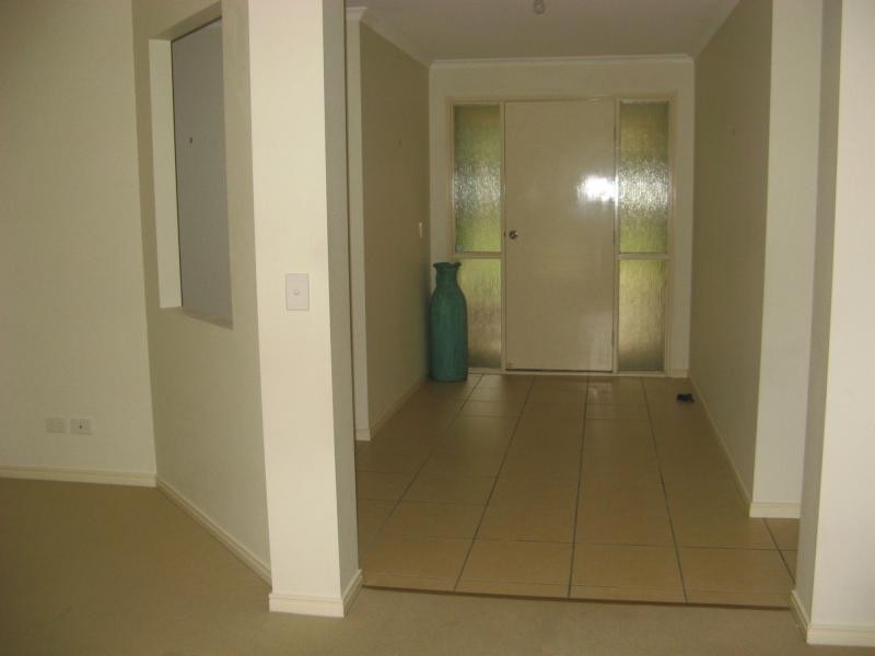 Dulong QLD 4560
