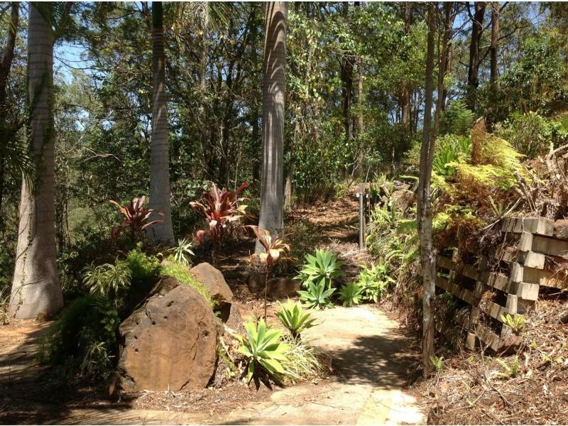Hunchy QLD 4555