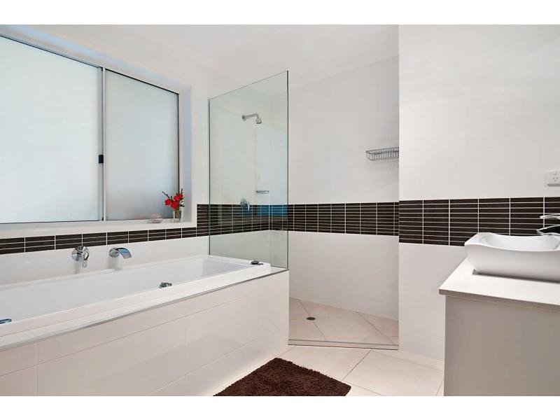 15 Alice Dixon Drive, Flaxton QLD 4560
