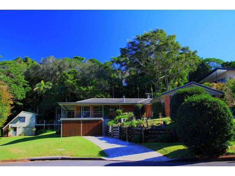 5 Glasshouse Parade, Maleny QLD 4552