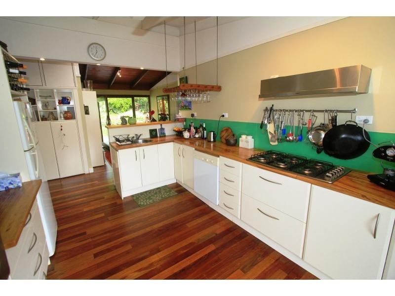 253 Hovard Road, Bald Knob QLD 4552