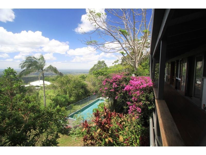 253 Hovard Road, Bald Knob QLD 4552