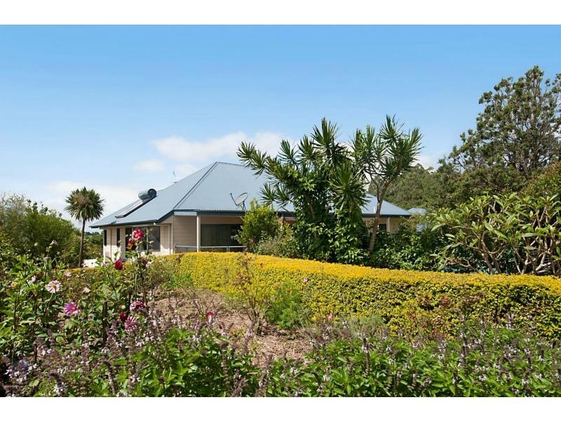 8 Lansdowne Rise, Maleny QLD 4552
