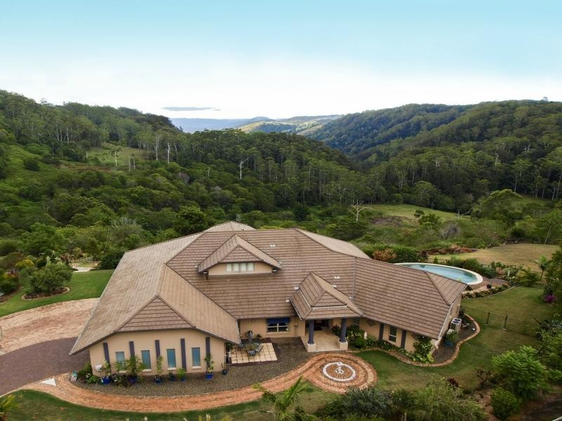 41 Manley Drive, Montville QLD 4560