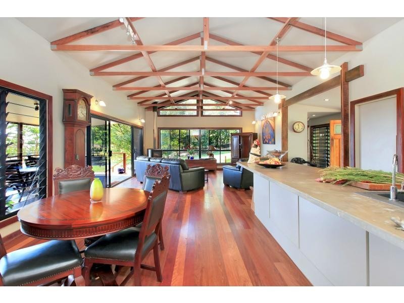 576 Mountain View Road, Maleny QLD 4552