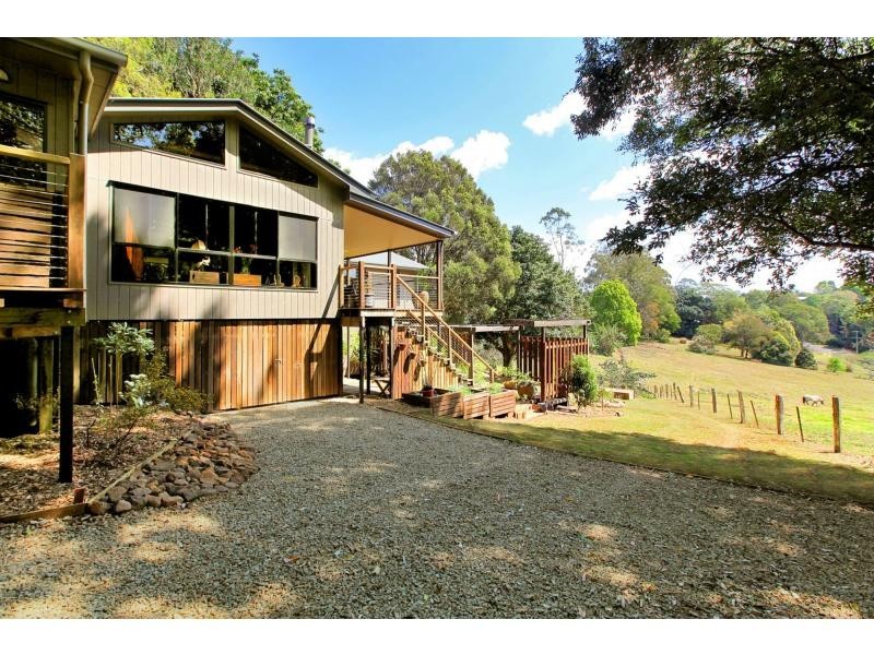 576 Mountain View Road, Maleny QLD 4552