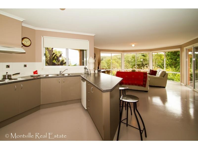 6 Rosewood Rise, Flaxton QLD 4560