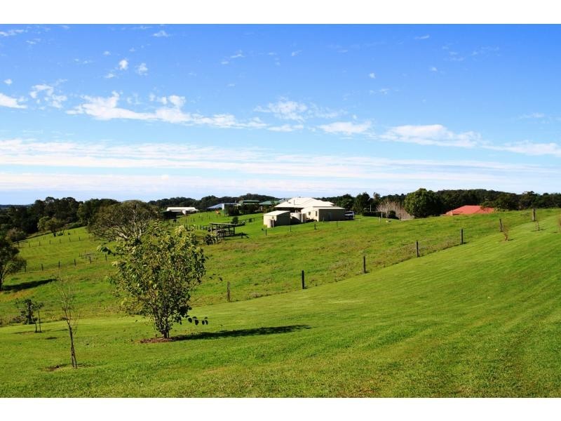 80 Spring Pastures Drive, Mapleton QLD 4560