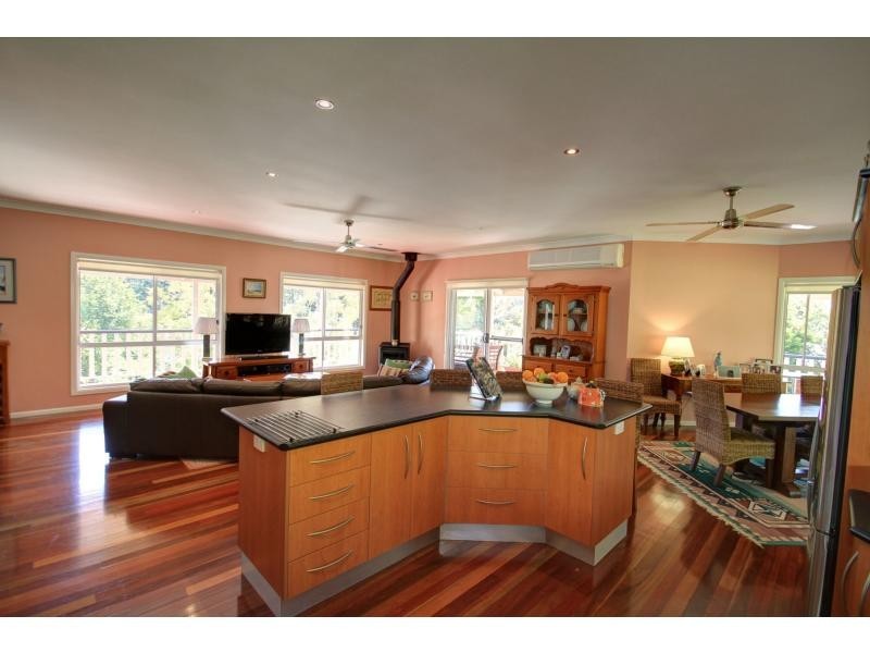 12 Grandview Road, Balmoral Ridge, Maleny QLD 4552