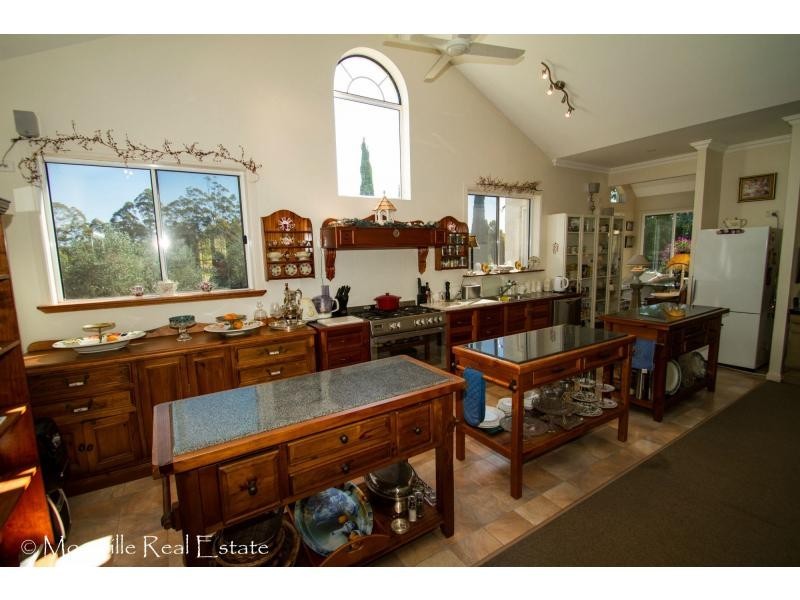 20 Akala Street, Flaxton QLD 4560