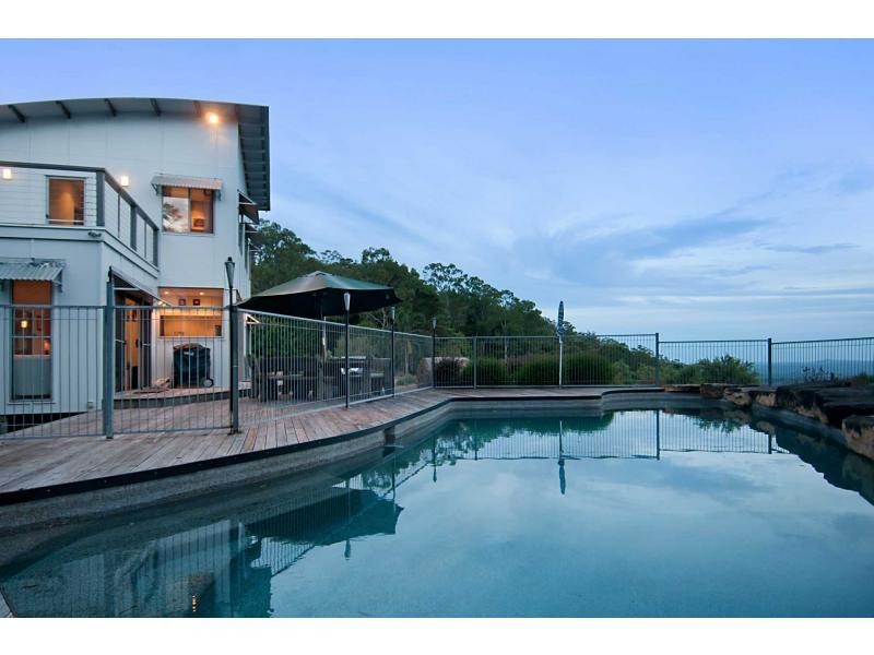 182 Thompson Road, Dulong QLD 4560