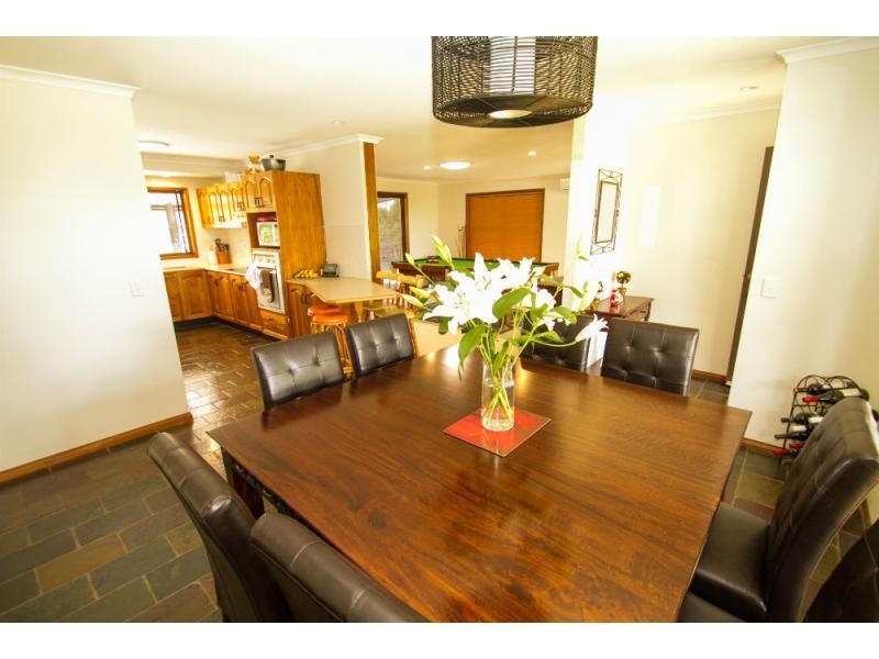 82-84 Thompson Road, Dulong QLD 4560