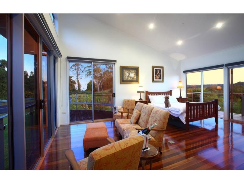 Dulong QLD 4560
