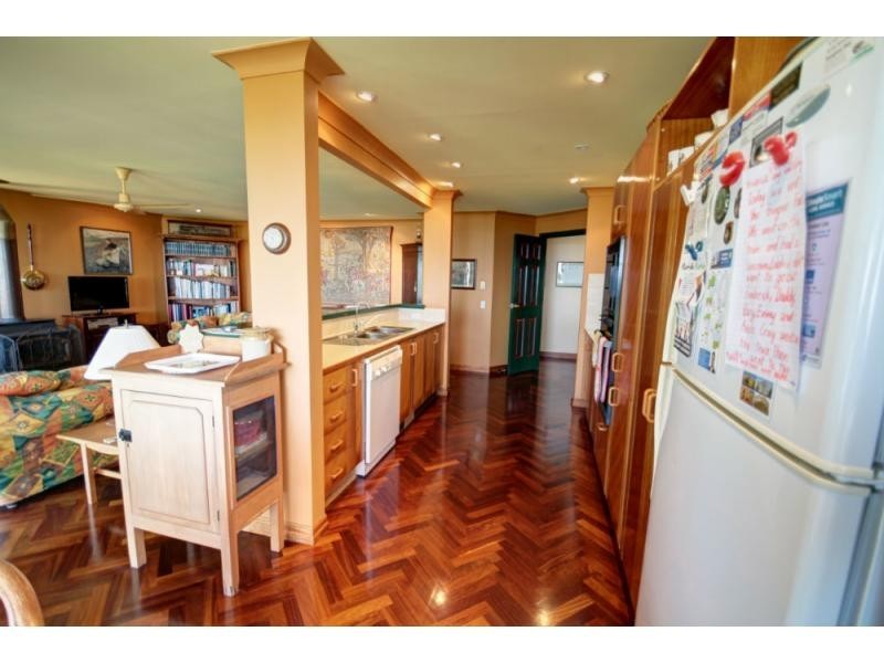 4 Boongala Avenue, Montville QLD 4560