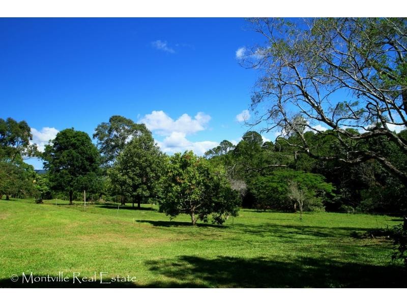 218 Western Avenue, Montville QLD 4560