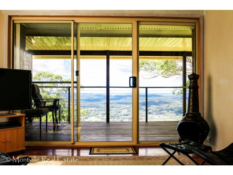 6 Boongala Avenue, Montville QLD 4560