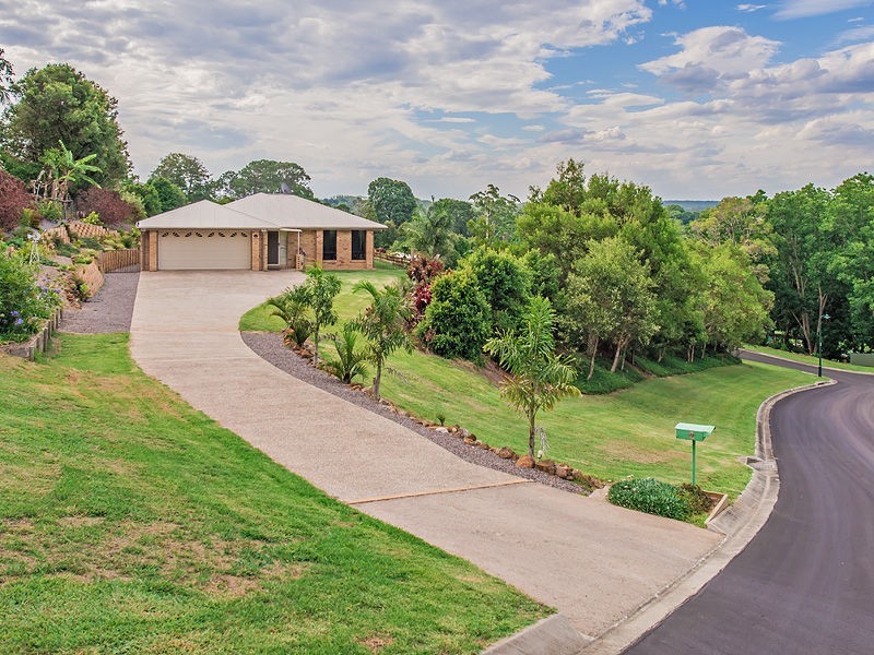 9 Summit Street, Flaxton QLD 4560