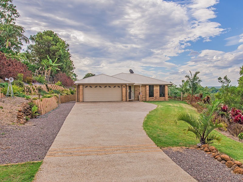 9 Summit Street, Flaxton QLD 4560