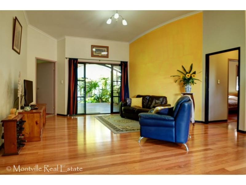 8 Leigha Place, Kureelpa QLD 4560