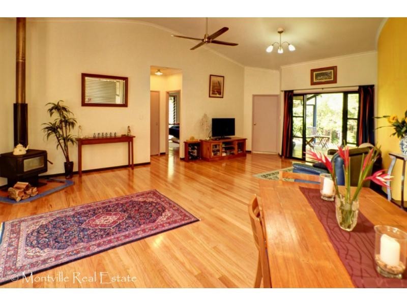 8 Leigha Place, Kureelpa QLD 4560