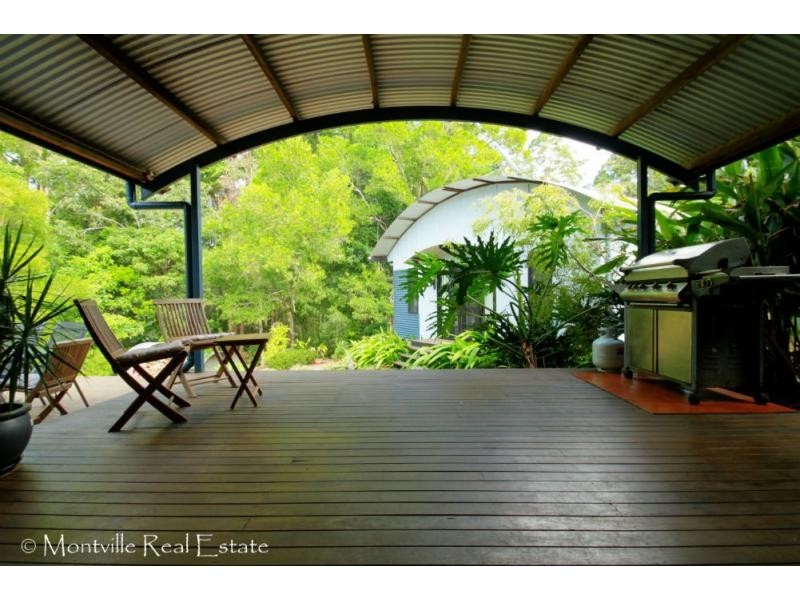 8 Leigha Place, Kureelpa QLD 4560