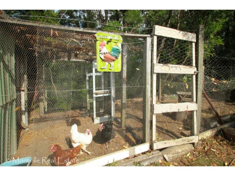 8 Leigha Place, Kureelpa QLD 4560