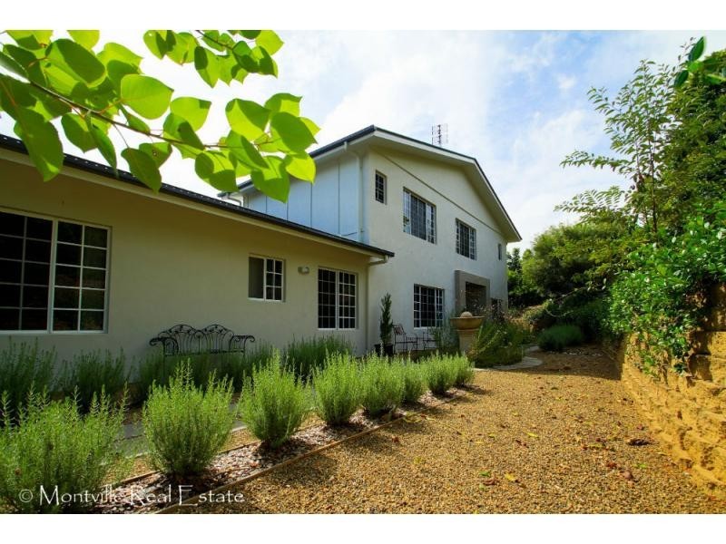 34 Gaden Road, Montville QLD 4560