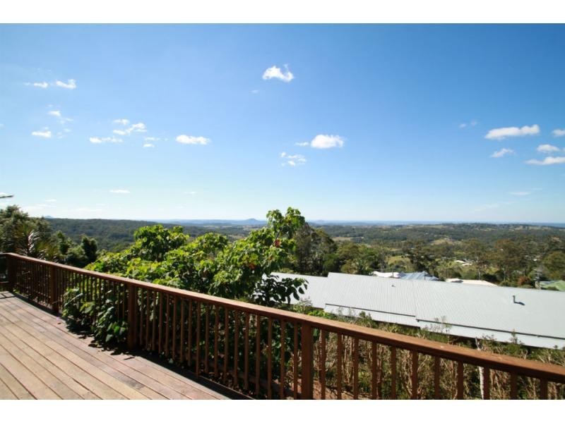 25 Flaxton Drive, Mapleton QLD 4560