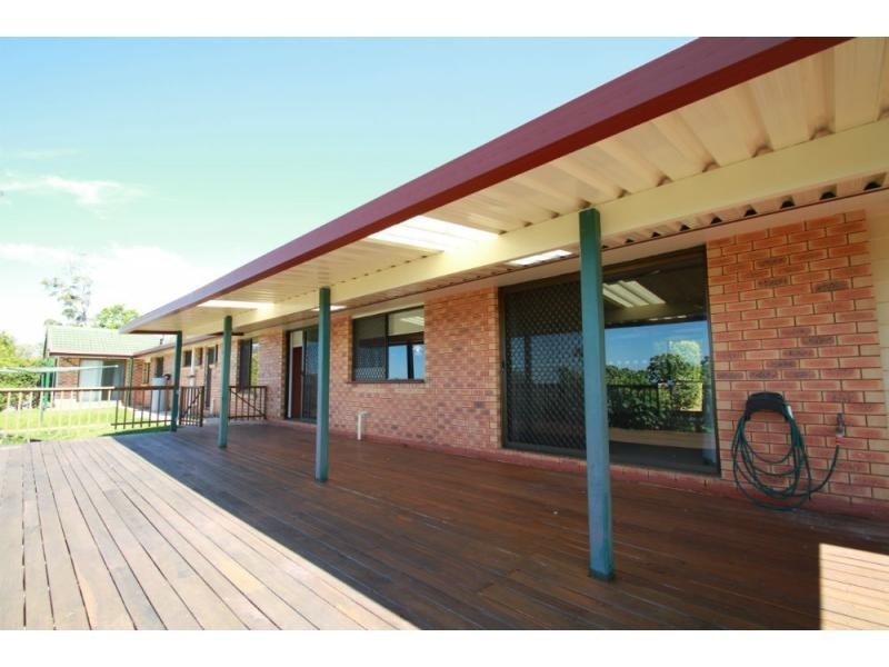 25 Flaxton Drive, Mapleton QLD 4560
