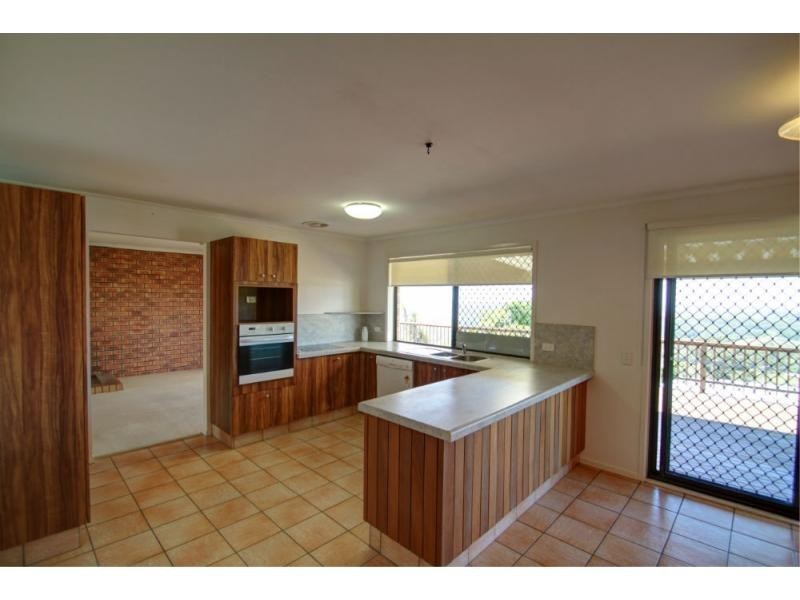 25 Flaxton Drive, Mapleton QLD 4560