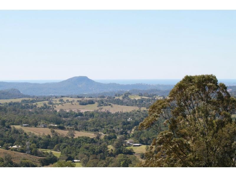 25 Flaxton Drive, Mapleton QLD 4560