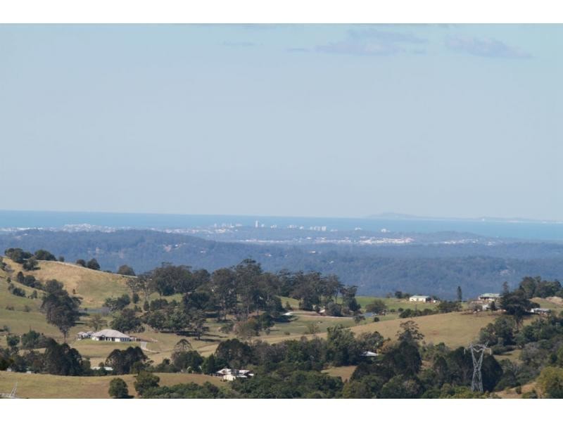 25 Flaxton Drive, Mapleton QLD 4560