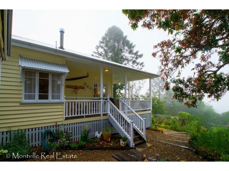 19 Western Avenue, Montville QLD 4560