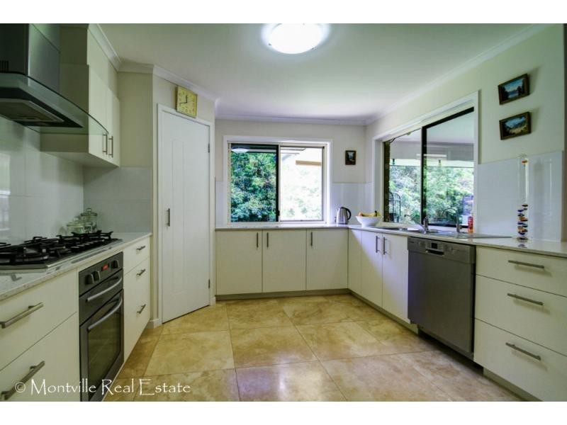 15 Shay Lane, Mapleton QLD 4560