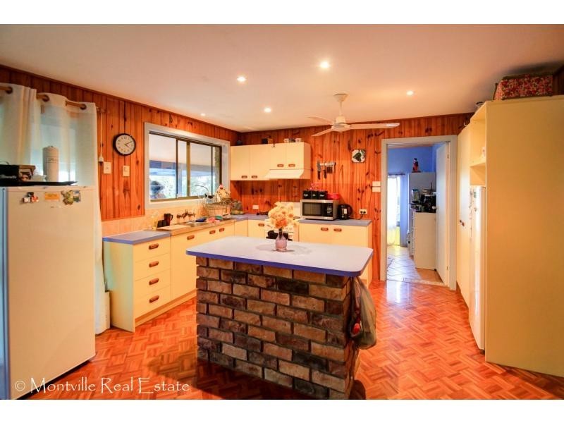 17 Deodar Court, Mapleton QLD 4560