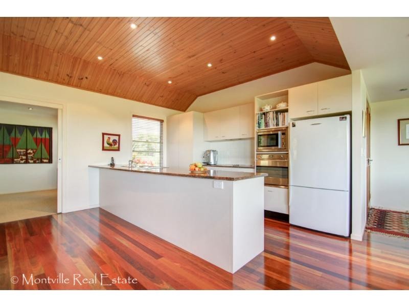 254 Western Avenue, Montville QLD 4560