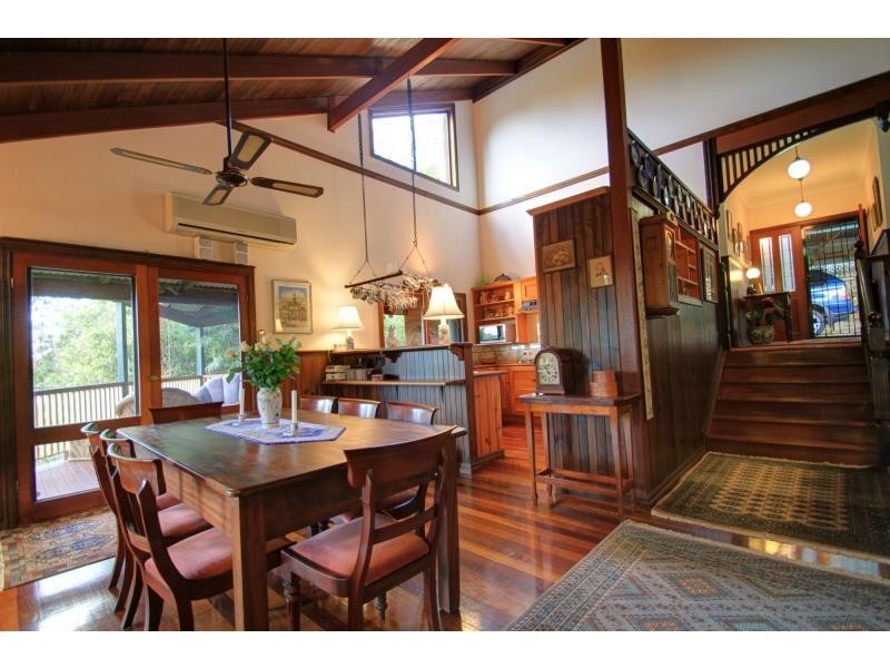 411 Hunchy Road, Hunchy QLD 4555