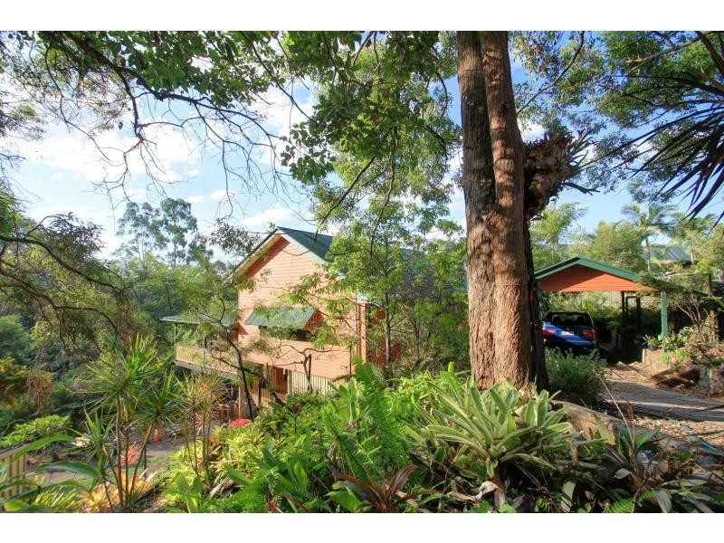 411 Hunchy Road, Hunchy QLD 4555