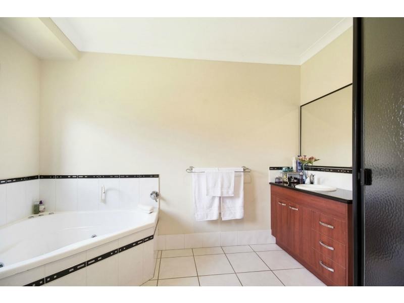 39 Cynthia Hunt Drive, Flaxton QLD 4560