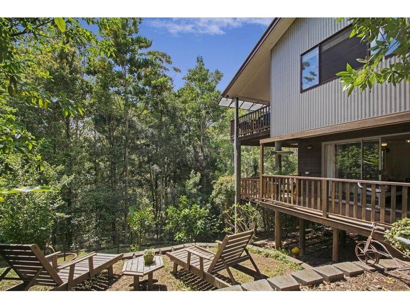 25 Deodar Court, Mapleton QLD 4560