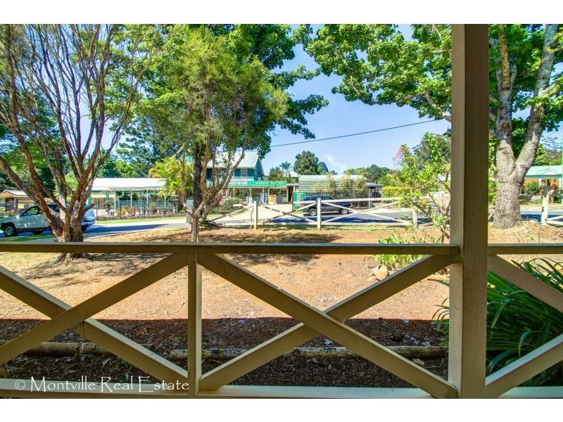 1 Emu Walk, Mapleton QLD 4560