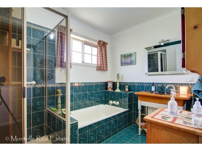 6 Frangipanni Court, Montville QLD 4560