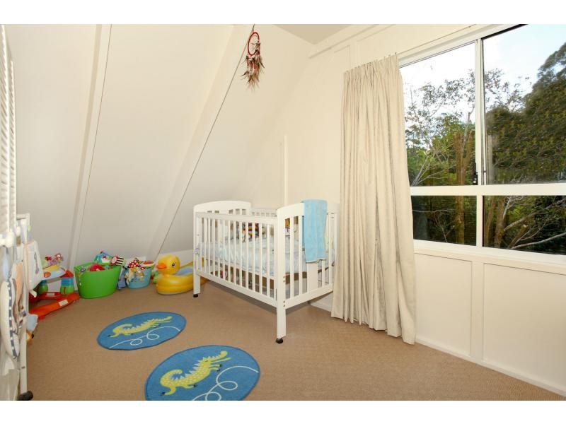 19 Deodar Court, Mapleton QLD 4560