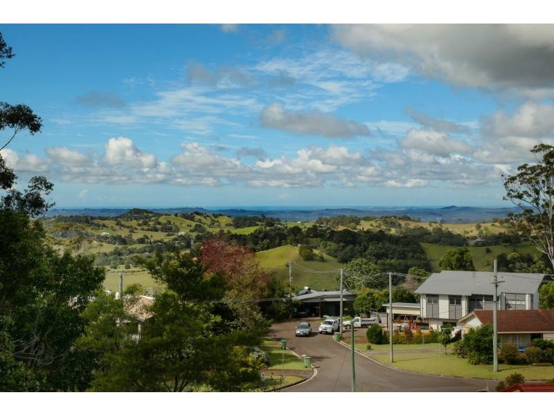 19 Deodar Court, Mapleton QLD 4560