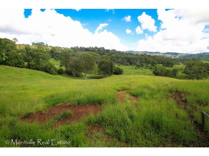 451 Hunchy Road, Hunchy QLD 4555