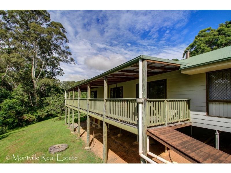 61 College Road, Mapleton QLD 4560