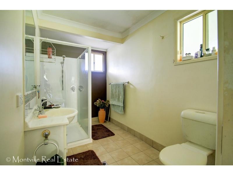 21 Tamarin Drive, Mapleton QLD 4560