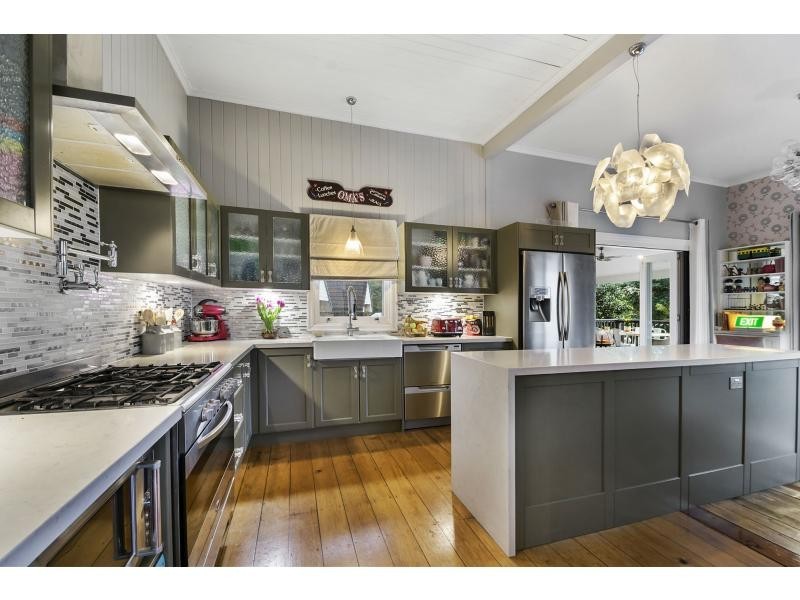 33 Western Avenue, Montville QLD 4560